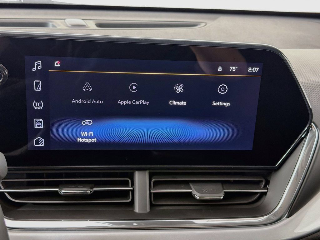 New 2026 Chevrolet Trax LT w/ Driver Confidence Package FWD image 14
