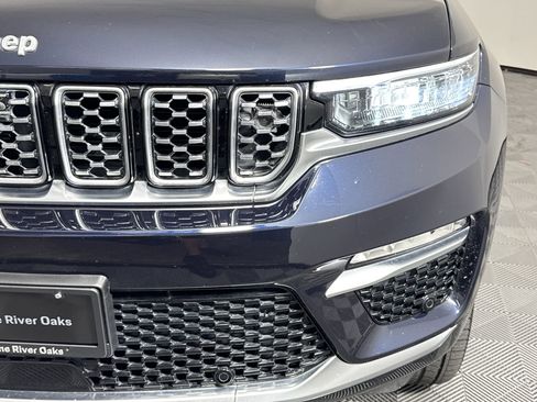 Used 2024 Jeep Grand Cherokee Summit AWD/4WD image 11