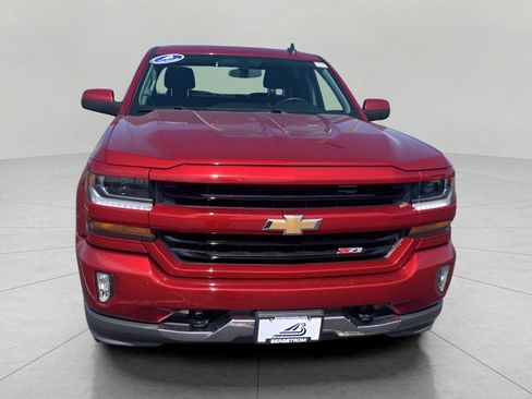 Used 2018 Chevrolet Silverado 1500 LT w/ All Star Edition AWD/4WD image 3