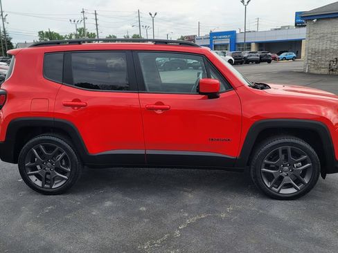 Used 2022 Jeep Renegade Latitude w/ Convenience Group AWD/4WD image 15