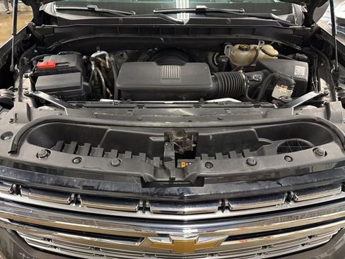 Used 2021 Chevrolet Tahoe Premier AWD/4WD image 30