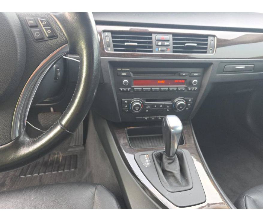 Used 2011 BMW 335i xDrive Coupe AWD/4WD image 13