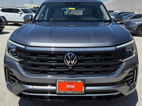 Used 2024 Volkswagen Atlas SEL Premium R-Line AWD/4WD image 4