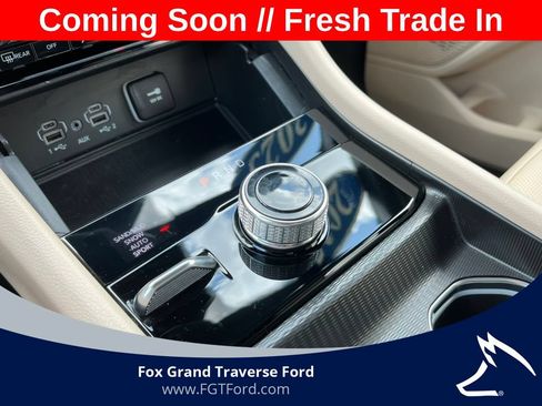 Used 2025 Jeep Grand Cherokee L Limited w/ Luxury Tech Group II AWD/4WD image 25