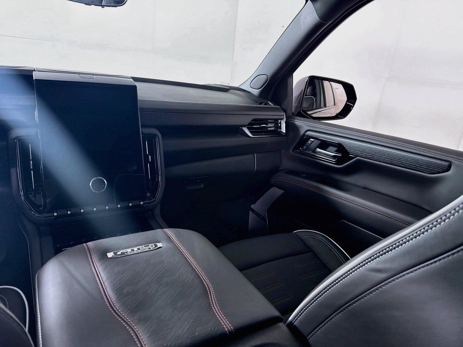 New 2027 GMC Yukon XL AT4 Ultimate w/ LPO, Floor Liner Package AWD/4WD image 18
