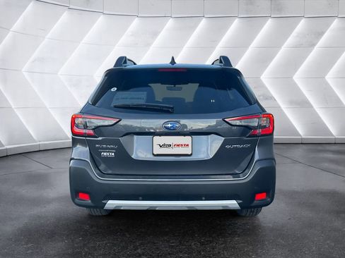 Used 2025 Subaru Outback Limited image 5