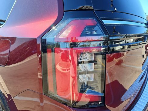 New 2026 Nissan Armada SL w/ Captain's Chari Seat Package RWD image 38