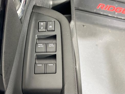 Used 2020 Honda Ridgeline Black Edition image 18