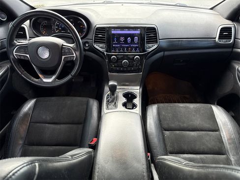 Used 2019 Jeep Grand Cherokee Altitude image 10