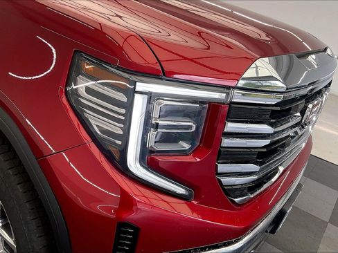 New 2026 GMC Sierra 1500 SLT w/ SLT Premium Package AWD/4WD image 15