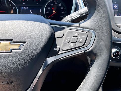 Used 2024 Chevrolet Equinox LT w/ LPO, Floor Liner Package FWD image 19