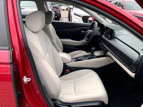 Used 2023 Honda Accord LX image 7