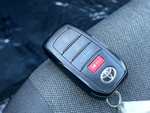 Used 2025 Toyota Camry LE image 22