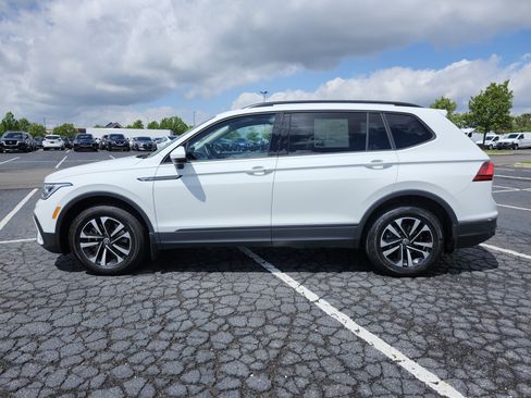 Used 2024 Volkswagen Tiguan S FWD image 12