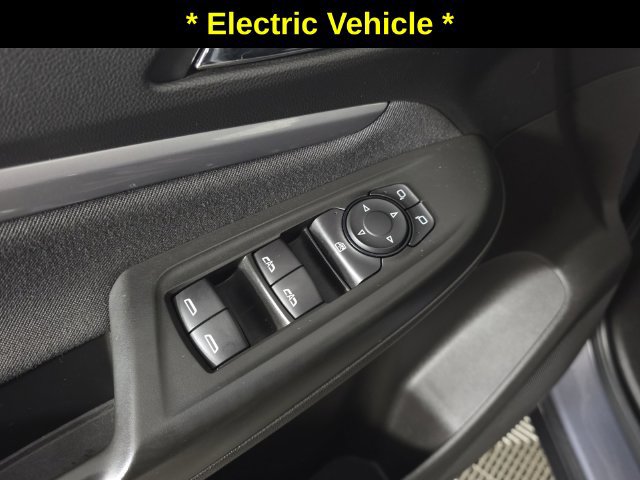 Certified 2023 Chevrolet Bolt EUV LT w/ Driver Confidence Package FWD image 21