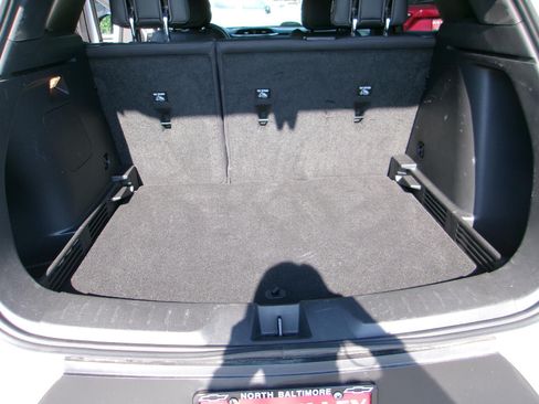 Used 2023 Chevrolet TrailBlazer ACTIV w/ Sun and Liftgate Package FWD image 12