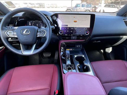 Used 2022 Lexus NX 250 AWD image 15