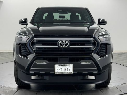 Used 2026 Toyota Tacoma SR5 AWD/4WD image 6