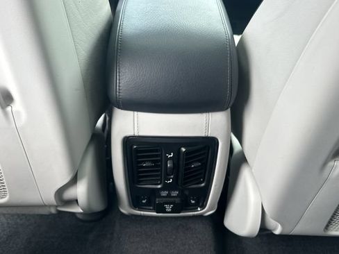 Used 2017 Jeep Grand Cherokee Summit AWD/4WD image 17