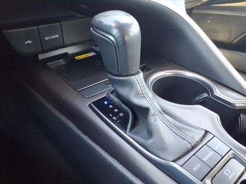 Used 2023 Toyota Camry XSE image 29