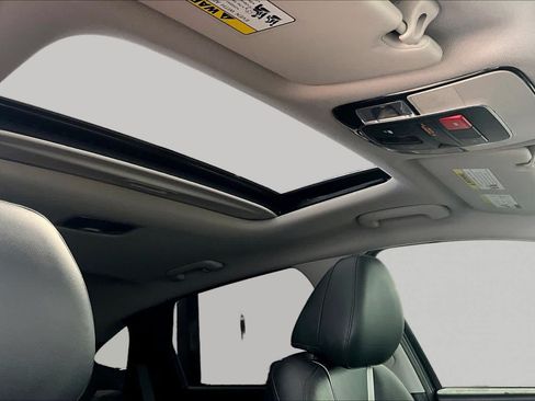 Used 2022 Hyundai Tucson SEL w/ Convenience + Premium Package FWD image 14