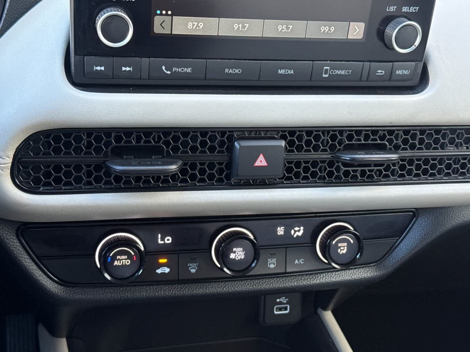 Used 2023 Honda HR-V LX image 20