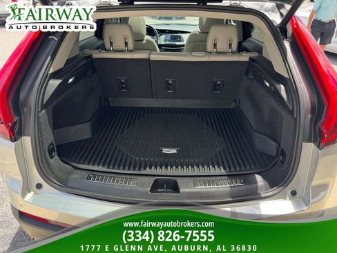 Used 2020 Cadillac XT4 Premium Luxury FWD image 28