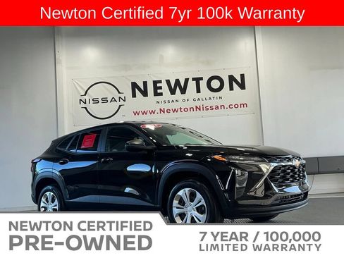 Used 2025 Chevrolet Trax LS FWD image 19