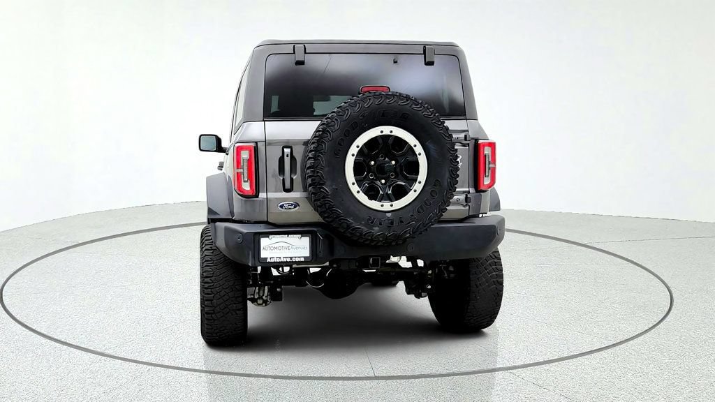 Used 2023 Ford Bronco Outer Banks w/ Sasquatch Package AWD/4WD image 6