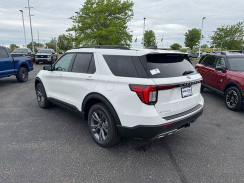 New 2026 Ford Explorer Active w/ Active Comfort Package AWD/4WD image 7