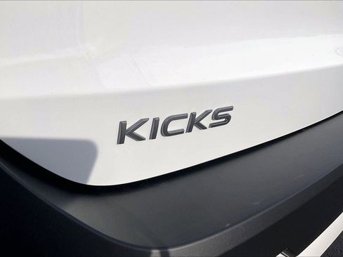 New 2026 Nissan Kicks S image 13