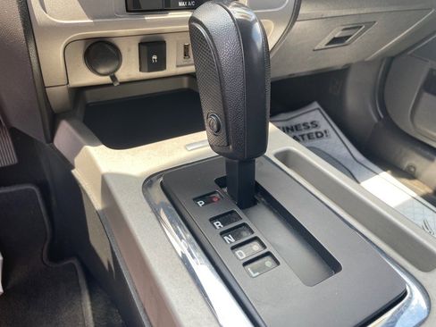 Used 2009 Ford Escape XLT image 19