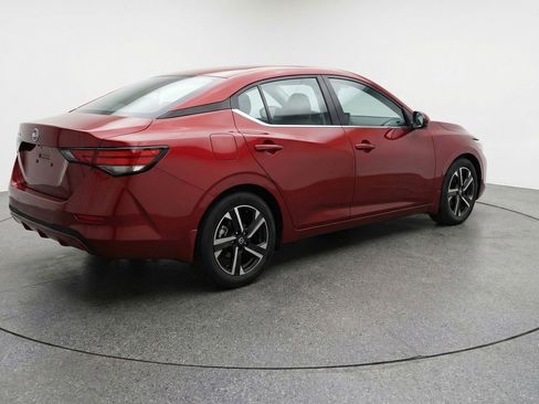 Used 2025 Nissan Sentra SV image 9