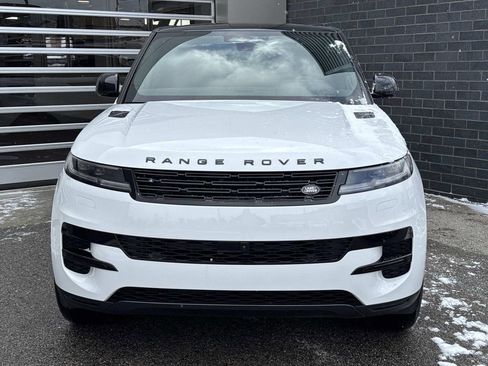 New 2026 Land Rover Range Rover Sport SE image 2