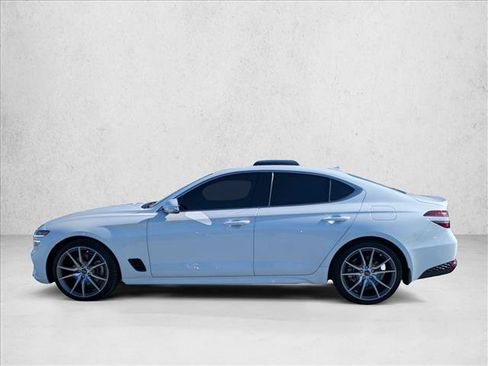 Used 2023 Genesis G70 2.0T RWD image 9