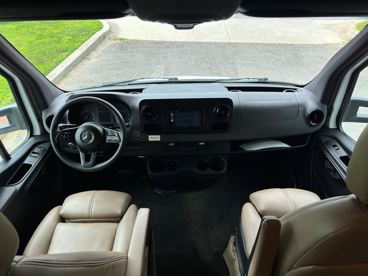 Used 2019 Mercedes-Benz Sprinter 170 image 57