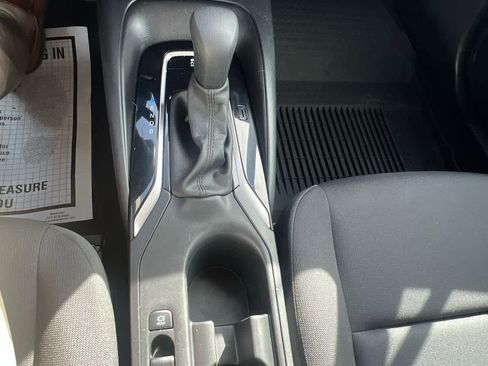 Certified 2024 Toyota Corolla LE image 20