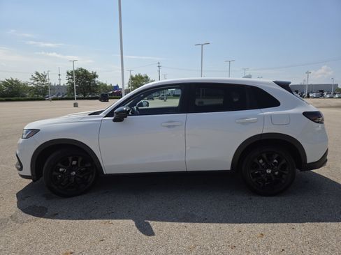 Certified 2025 Honda HR-V Sport image 13