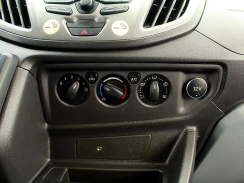 Used 2019 Ford Transit 150 XLT image 22