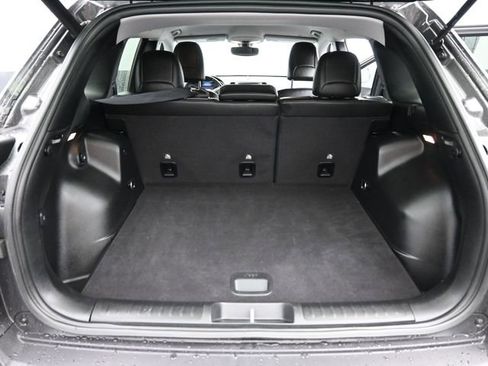 Used 2021 Jeep Cherokee Trailhawk w/ Comfort & Convenience Group image 6