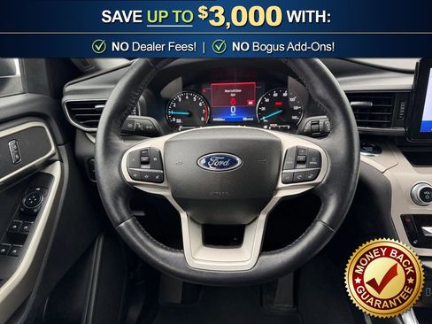 Used 2023 Ford Explorer XLT w/ Equipment Group 202A AWD/4WD image 18