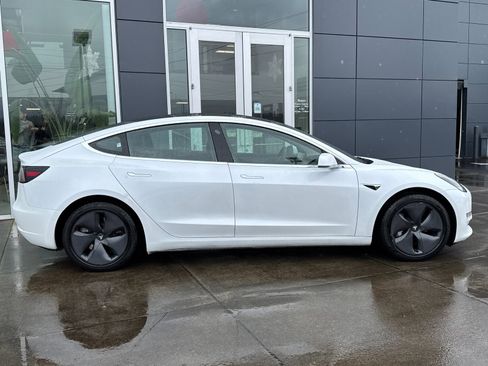 Used 2020 Tesla Model 3 Long Range image 2