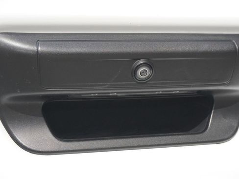 Used 2024 RAM 2500 Tradesman w/ Chrome Appearance Group image 27