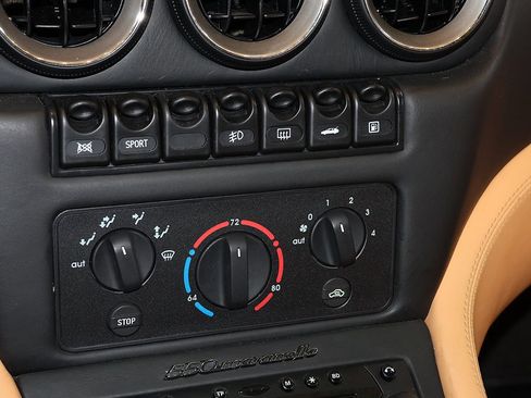 Used 2000 Ferrari 550 Maranello Coupe RWD image 95