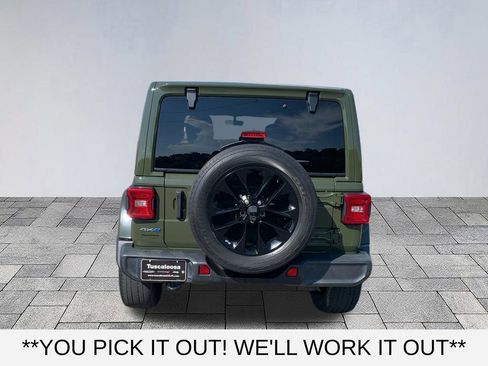 Used 2021 Jeep Wrangler Unlimited Sahara w/ Cold Weather Group AWD/4WD image 6