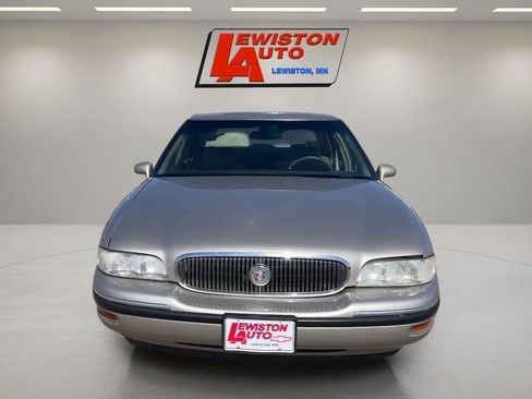 Used 1997 Buick Le Sabre Custom w/ Headliner Lighting Pkg FWD image 9