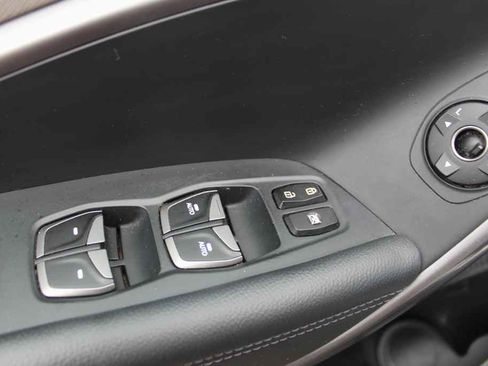 Used 2015 Hyundai Santa Fe GLS w/ Option Group 03 image 13