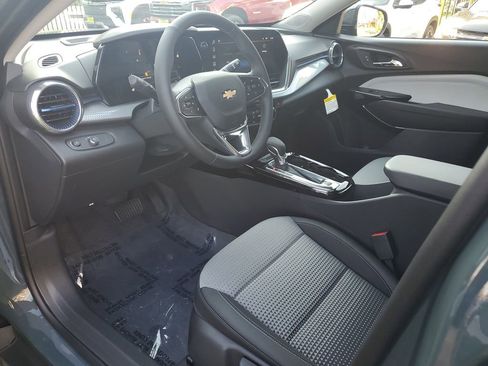 New 2026 Chevrolet Trax LT w/ Driver Confidence Package image 18