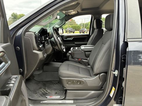 Used 2023 Chevrolet Silverado 1500 RST AWD/4WD image 11