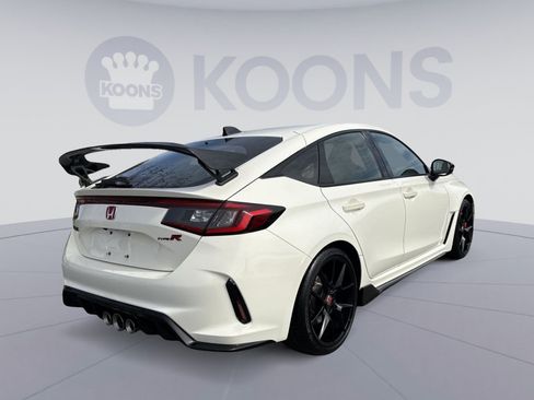 Used 2024 Honda Civic Type R image 7